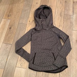 Athleta pullover hoodie